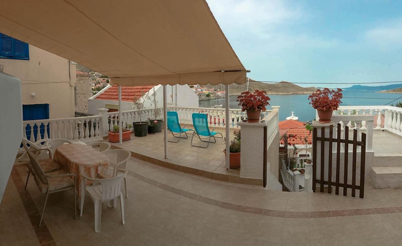 Villa Niovi Chalki Town Exterior photo